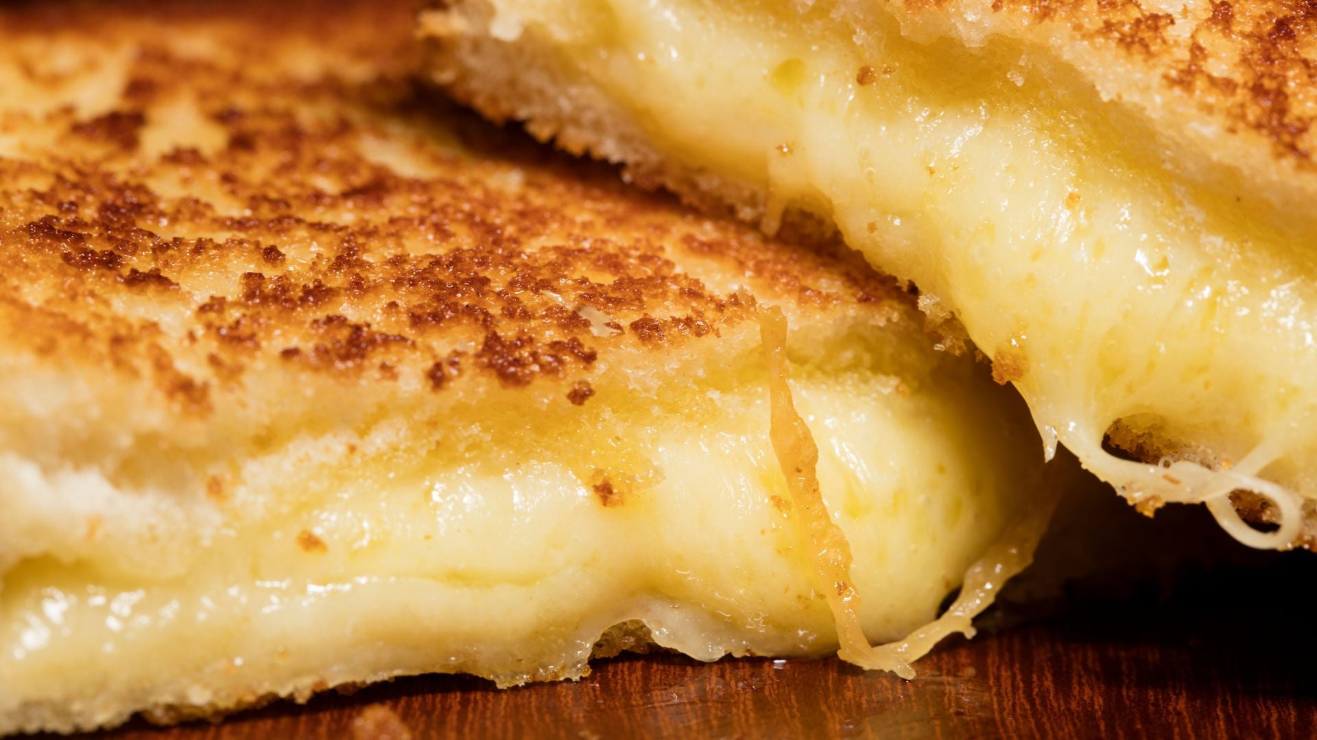 How to Use ToutEpis to Elevate Your Grilled Cheese Sandwiches